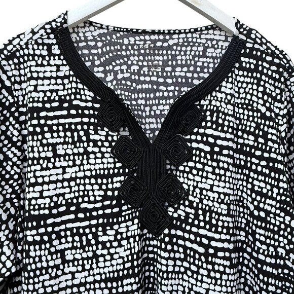 LIZ CLAIBORNE Tunic Top Plus Size 1X Slinky Stretch Black White Print Soutache - Picture 2 of 9